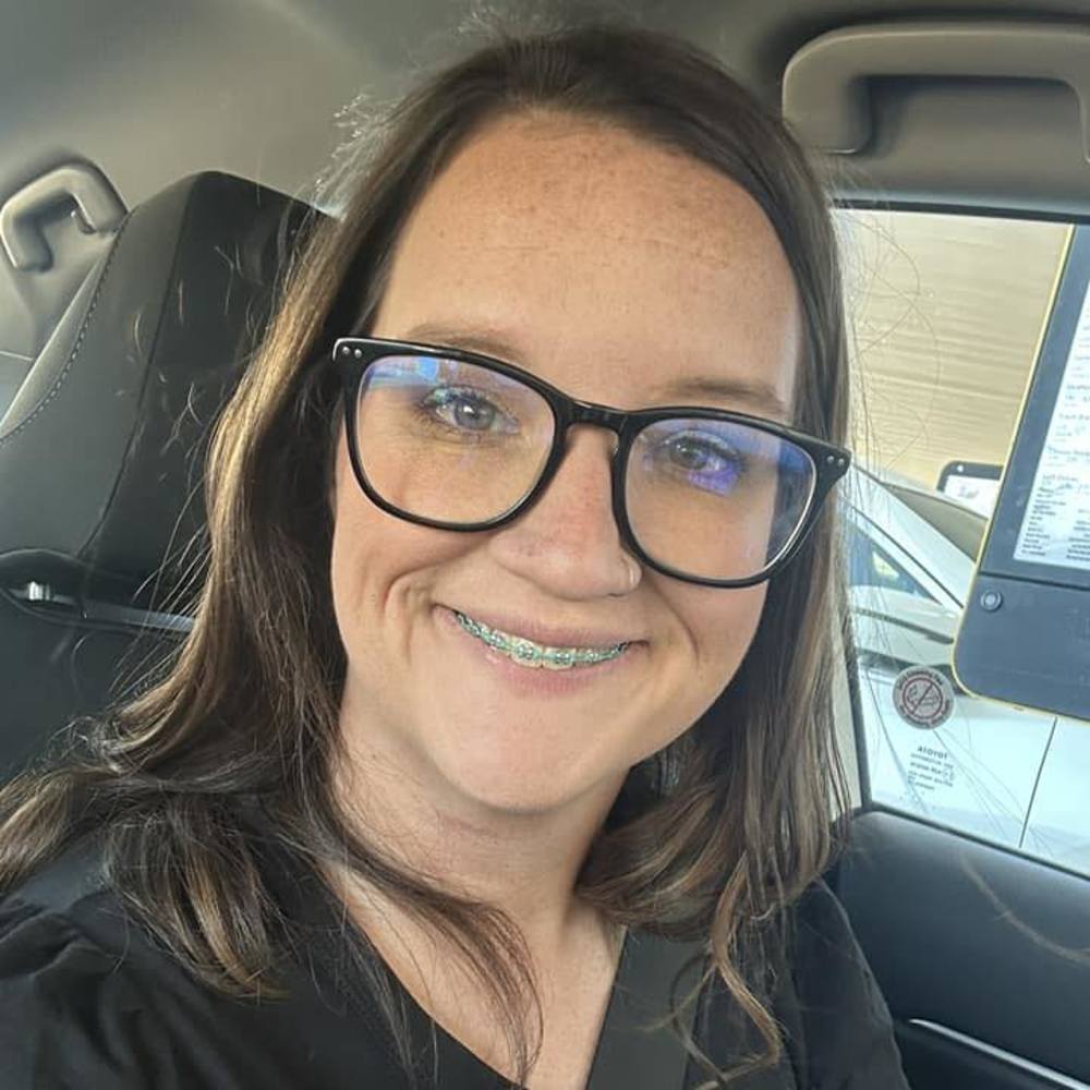 Meet your Posher, Jessica